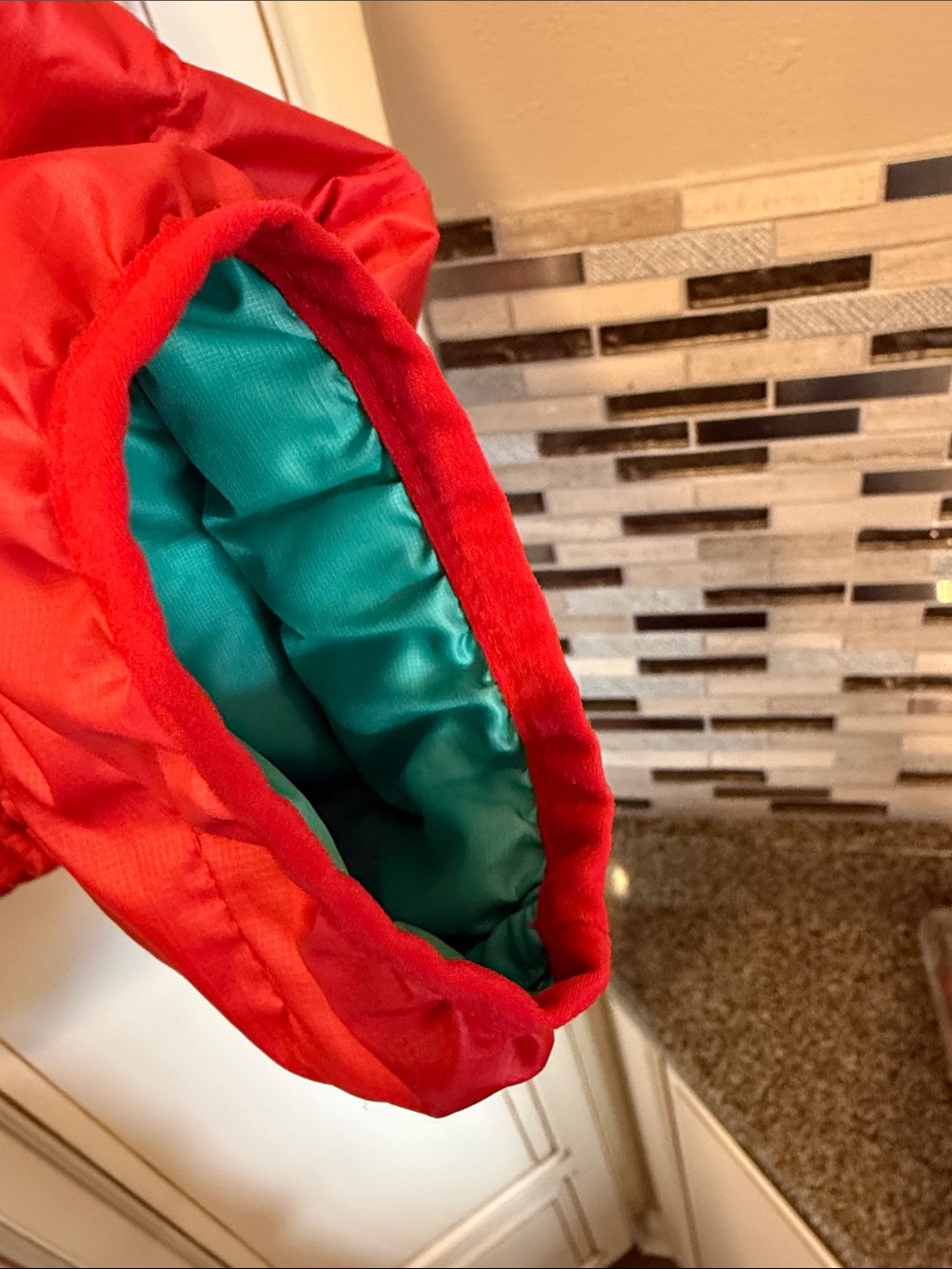 Patagonia Women’s Down Sweater Jacket Red Teal 800 Fill Goose Down FA12- SZ M - Picture 12 of 14